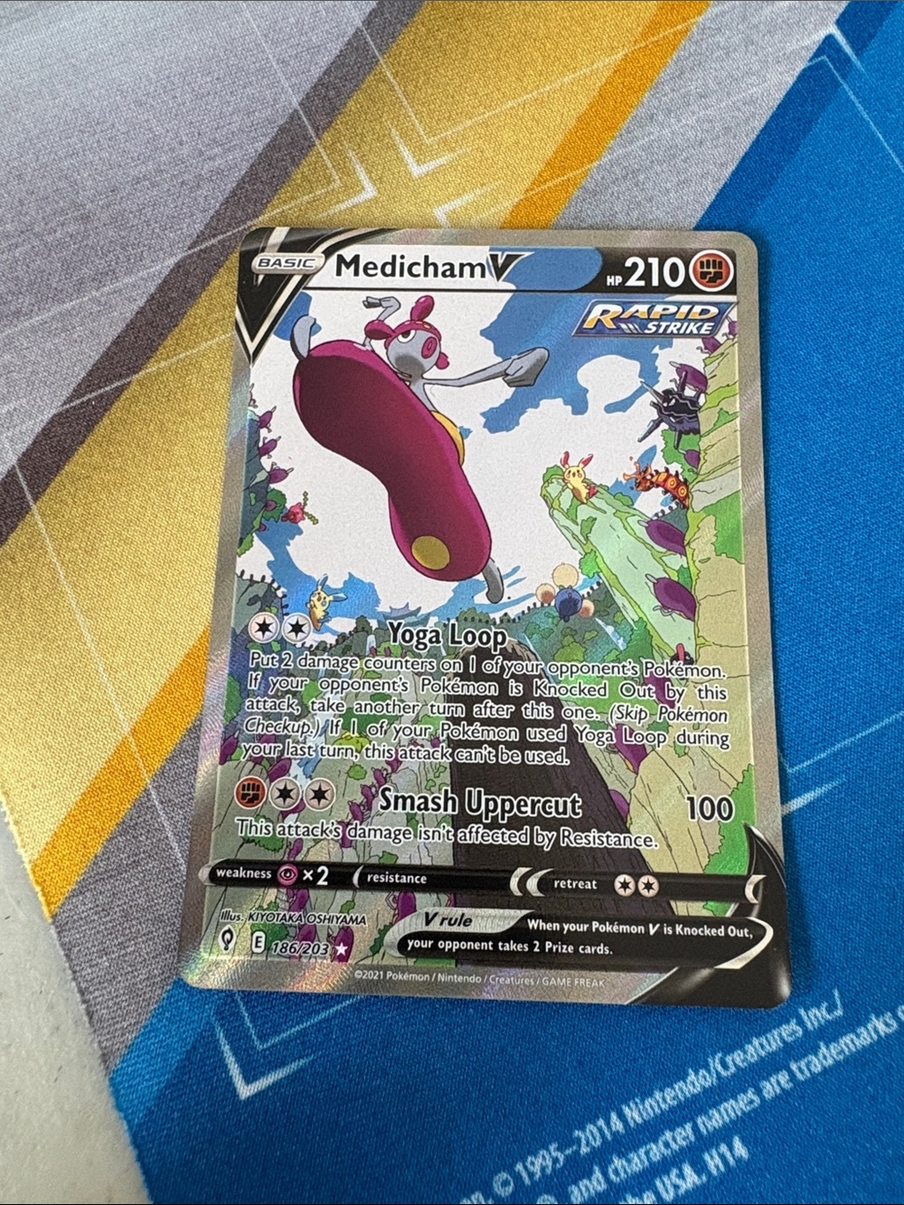 Pokemon Medicham V 186/203 Evolving Skies Alt Full Art Holo Rare Rapid Strike NM